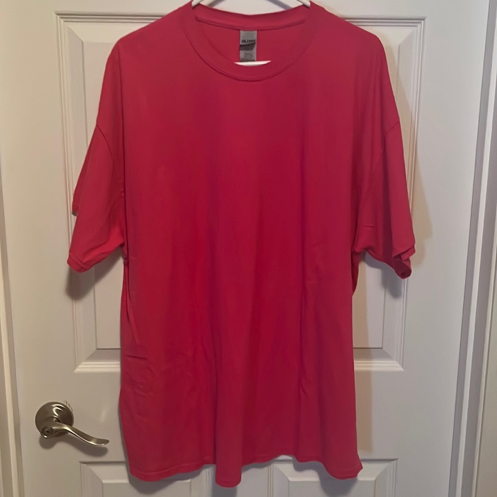Gildan Hot Pink T-Shirt Unisex